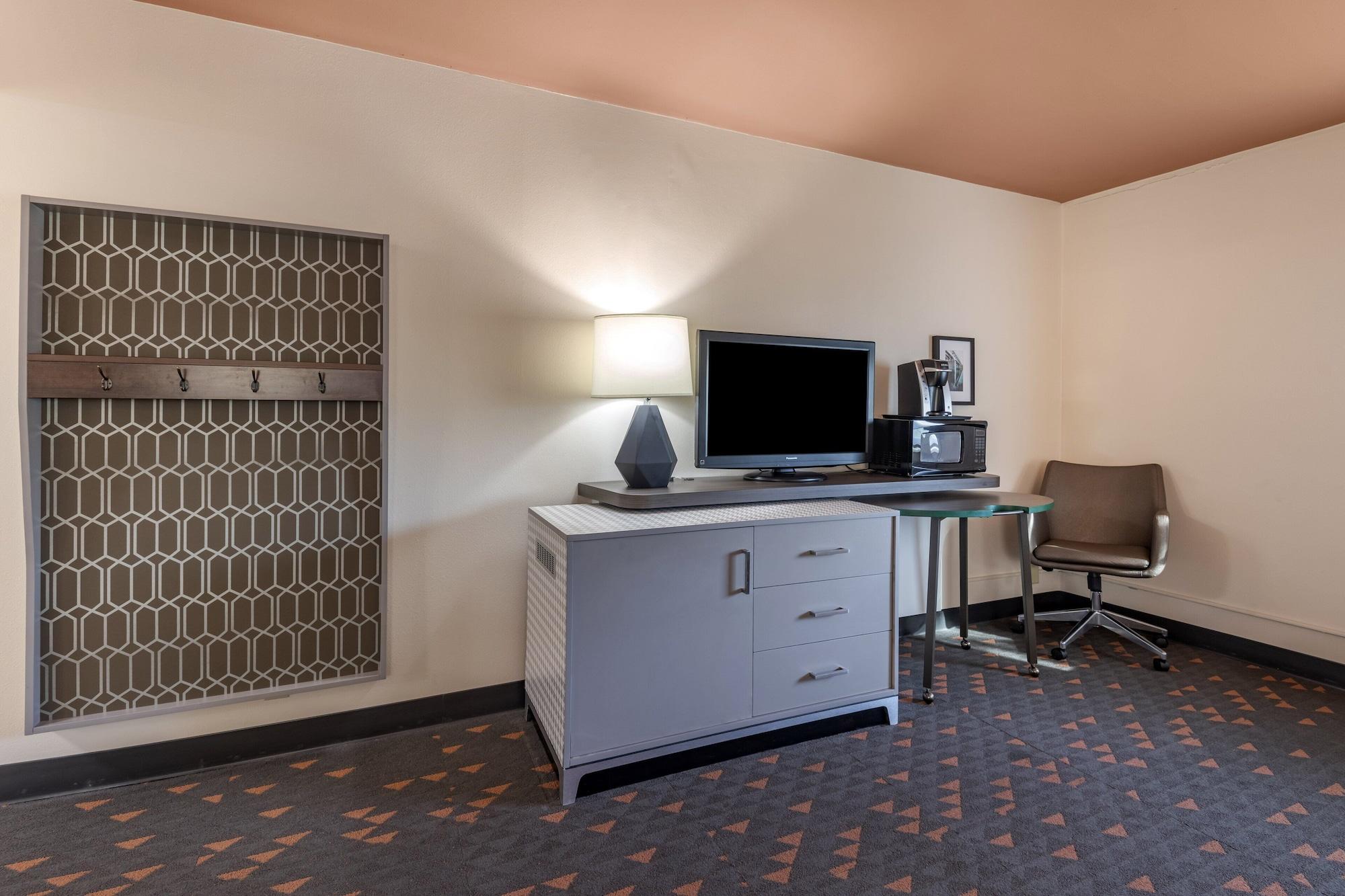 Holiday Inn Bangor By Ihg Exterior photo
