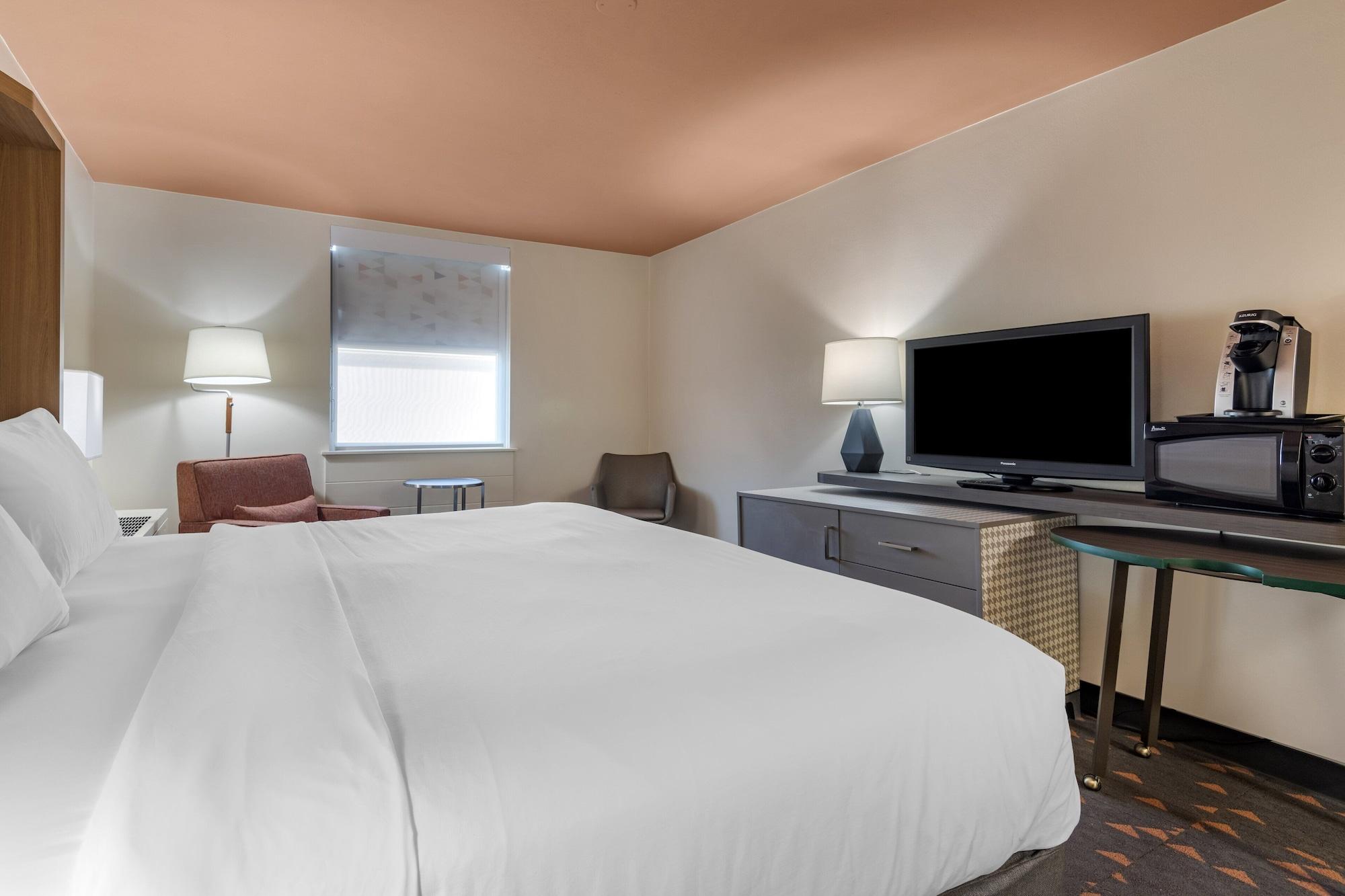 Holiday Inn Bangor By Ihg Exterior photo